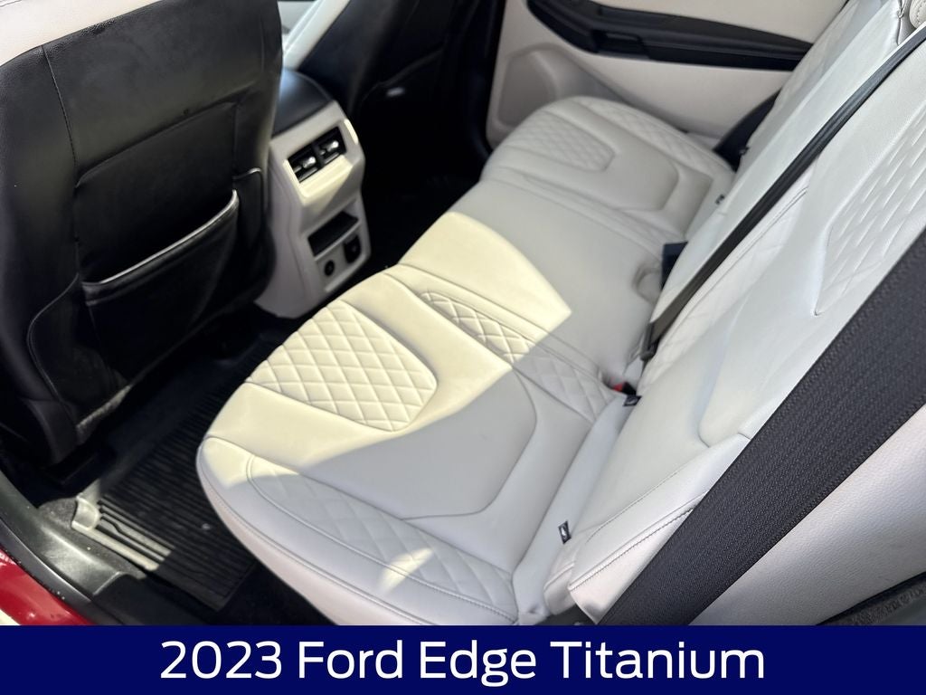 2023 Ford Edge Titanium