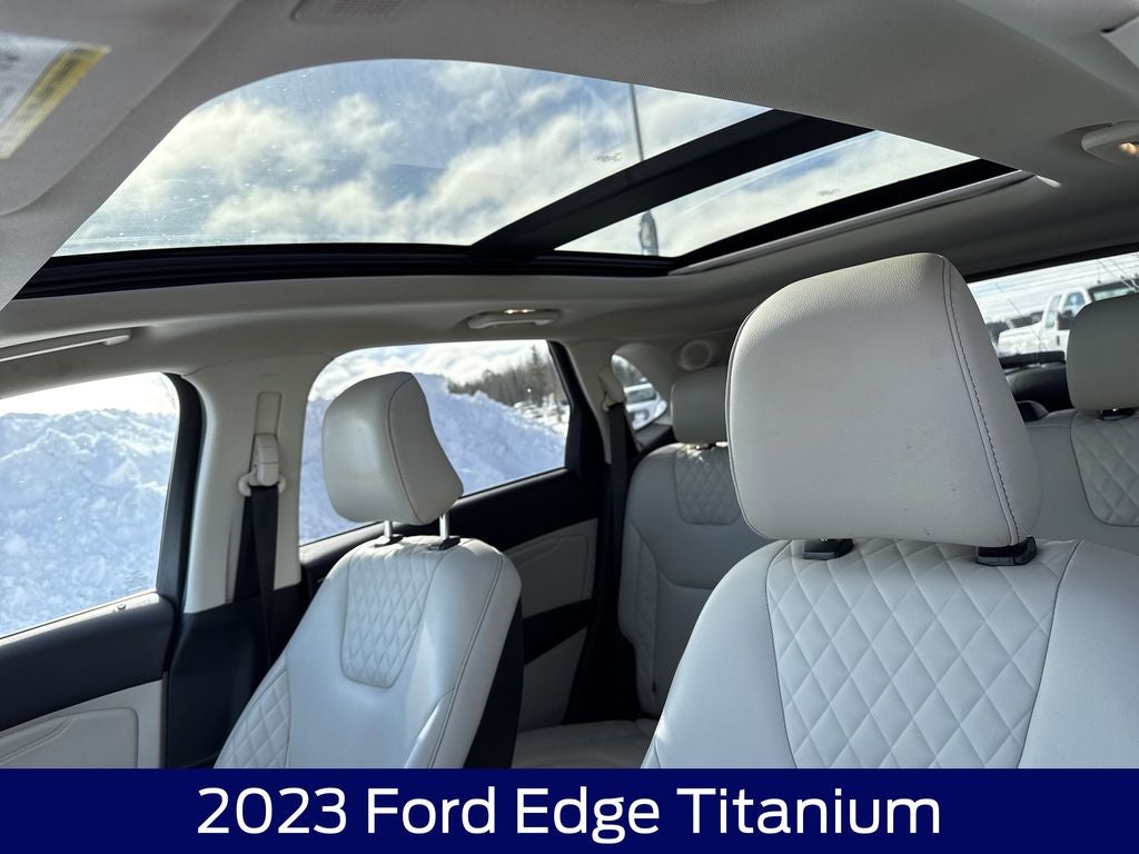 2023 Ford Edge Titanium