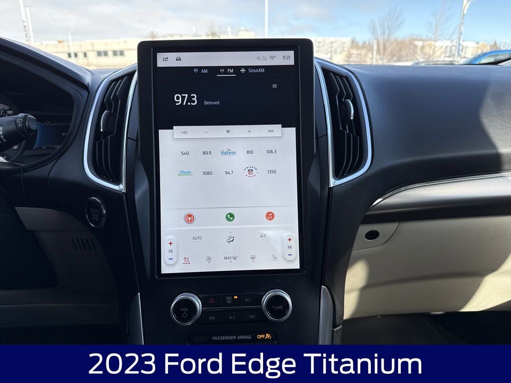 2023 Ford Edge Titanium