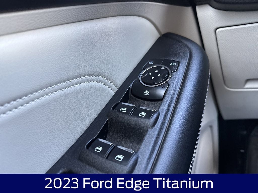 2023 Ford Edge Titanium