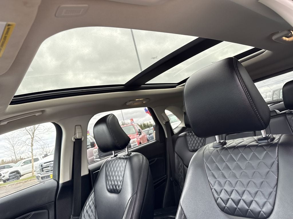 2023 Ford Edge Titanium