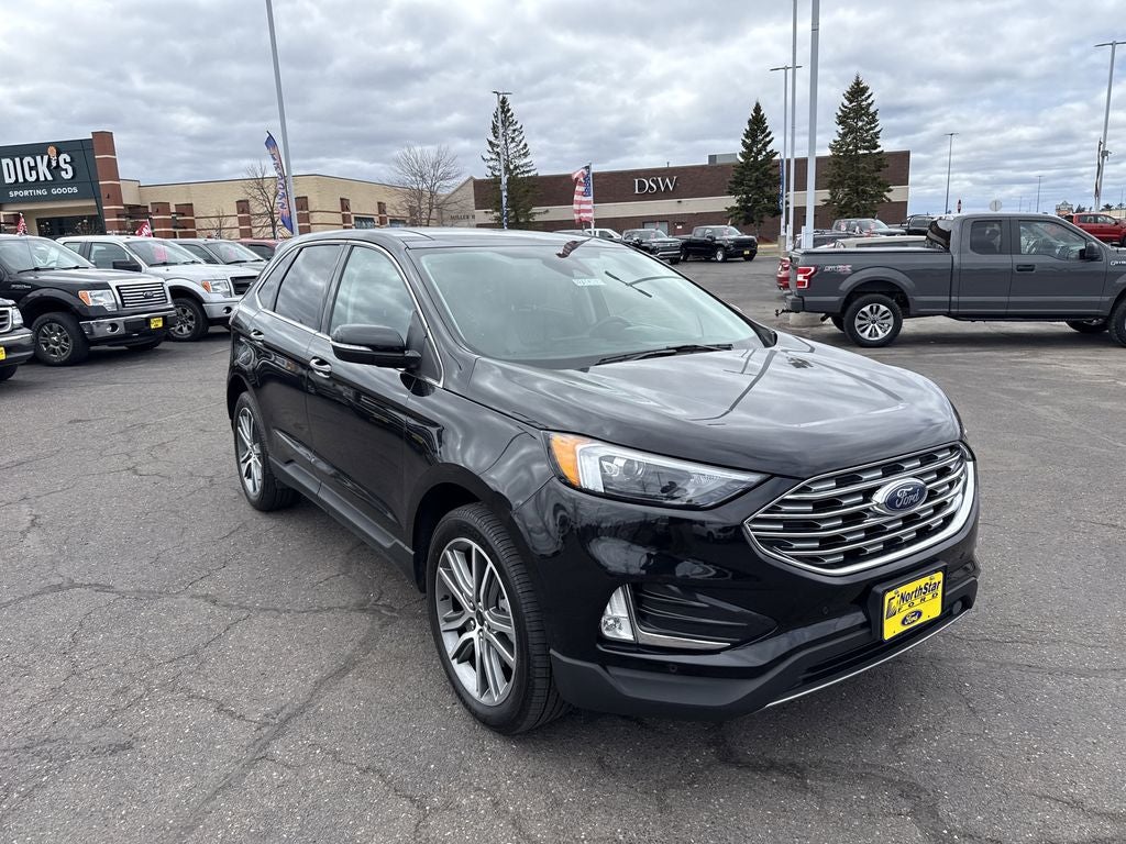2023 Ford Edge Titanium