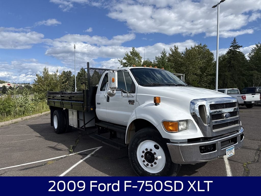 2009 Ford F-750SD DRW
