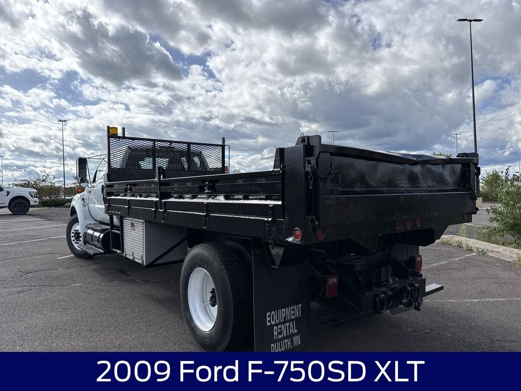 2009 Ford F-750SD DRW