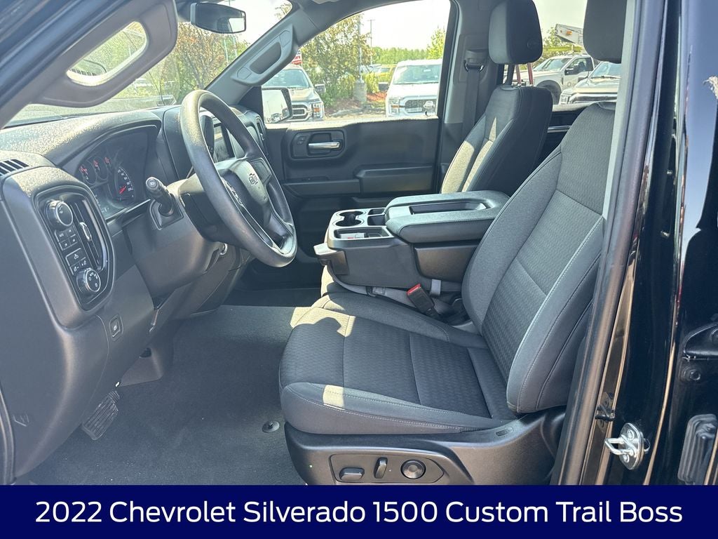 2022 Chevrolet Silverado 1500 Custom Trail Boss