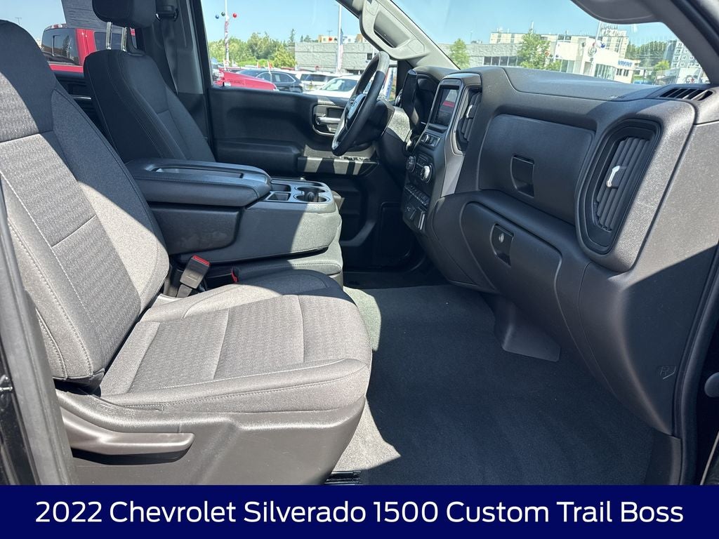 2022 Chevrolet Silverado 1500 Custom Trail Boss