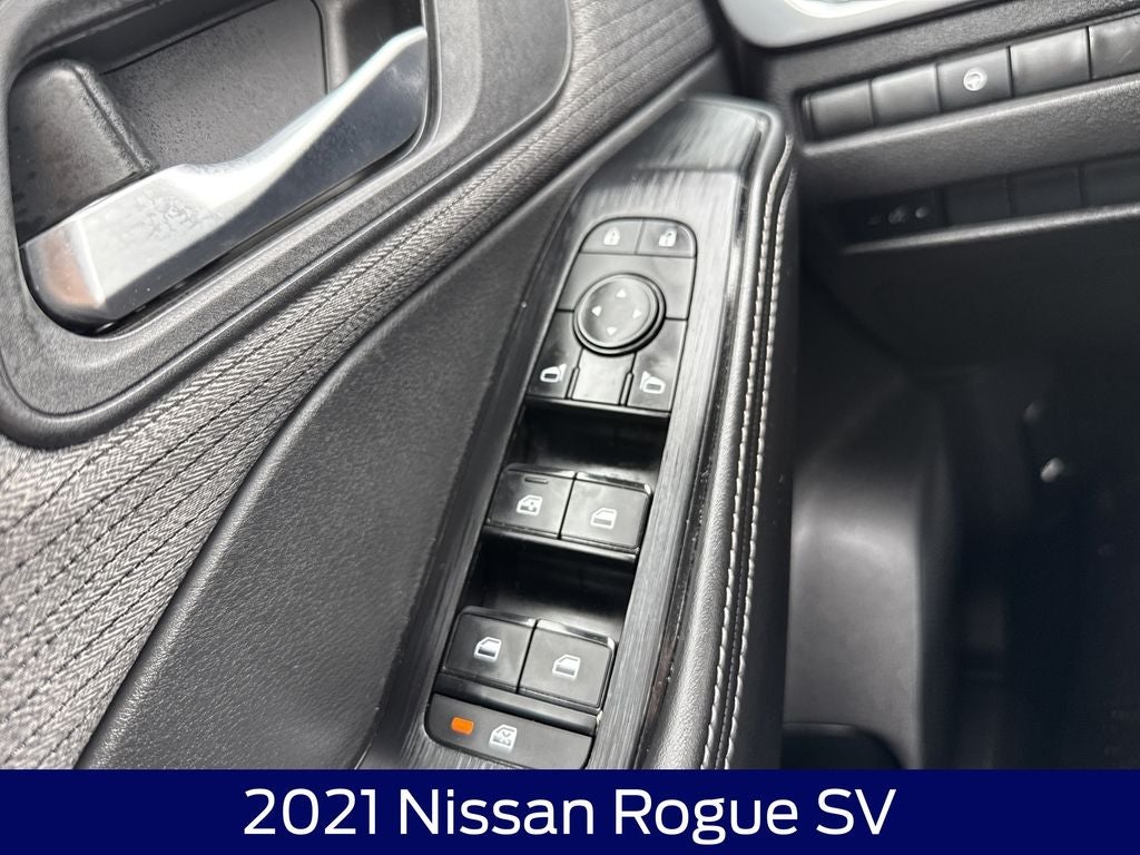 2021 Nissan Rogue SV
