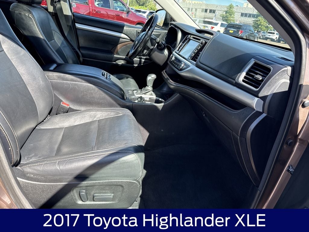 2017 Toyota Highlander XLE