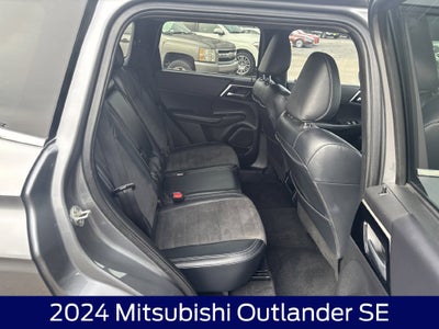 2024 Mitsubishi Outlander SE