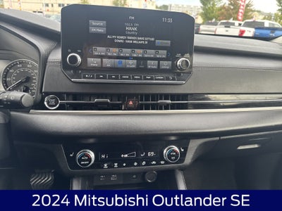 2024 Mitsubishi Outlander SE