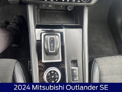 2024 Mitsubishi Outlander SE