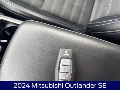 2024 Mitsubishi Outlander SE