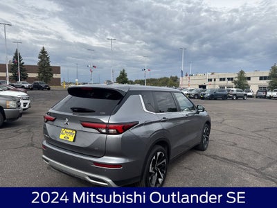 2024 Mitsubishi Outlander SE