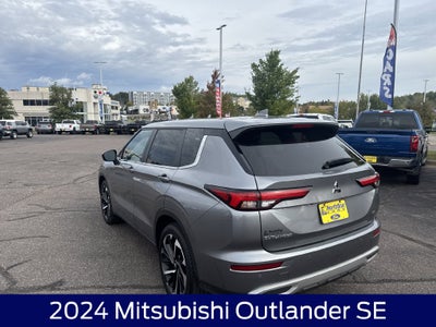 2024 Mitsubishi Outlander SE