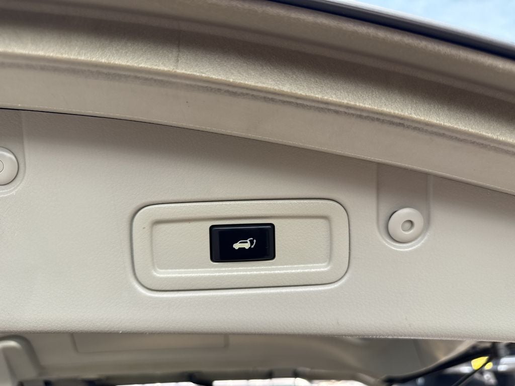 2012 Nissan Murano LE