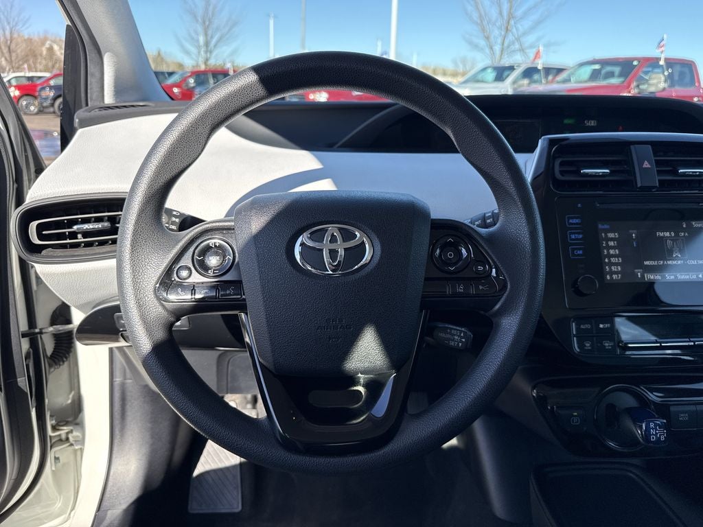 2019 Toyota Prius LE