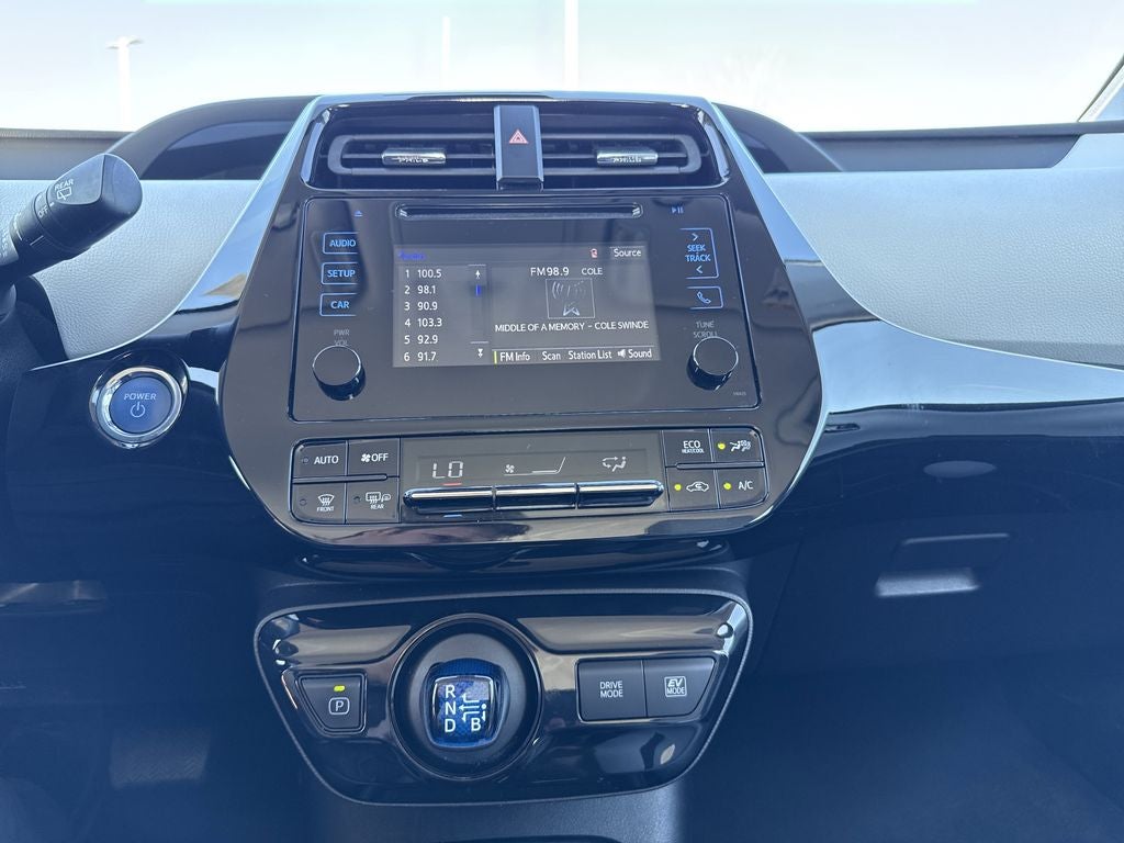 2019 Toyota Prius LE