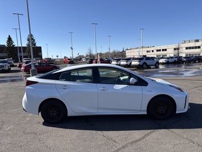 2019 Toyota Prius LE