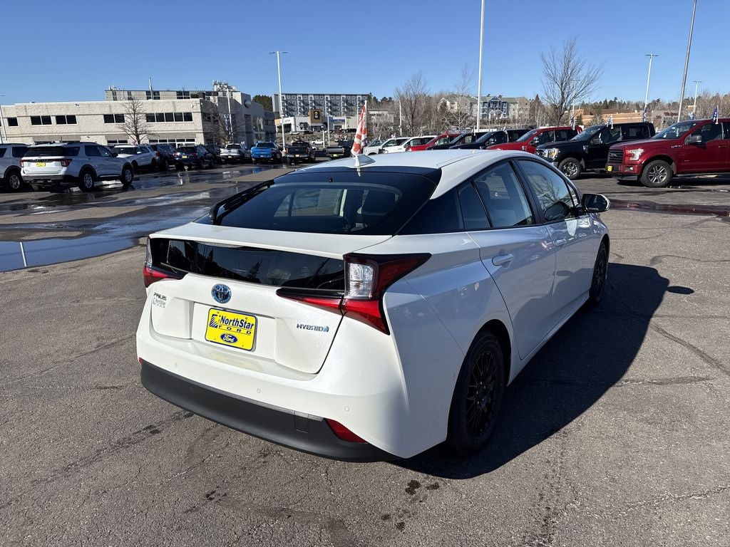2019 Toyota Prius LE