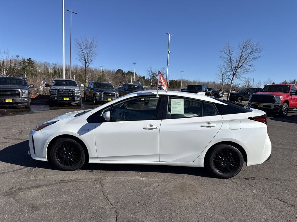 2019 Toyota Prius LE
