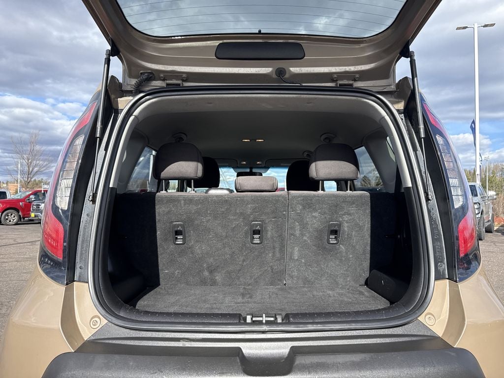 2016 Kia Soul Base