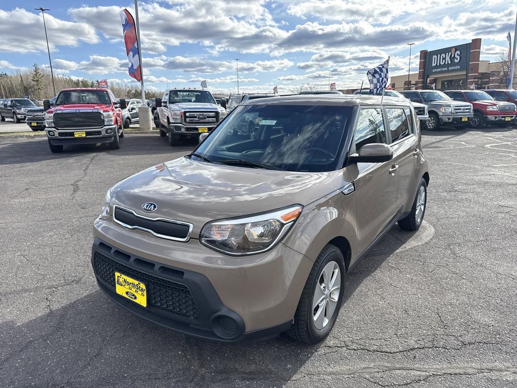 2016 Kia Soul Base