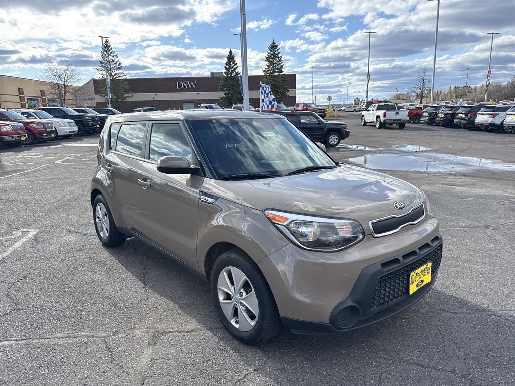 2016 Kia Soul Base