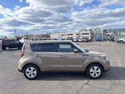 2016 Kia Soul Base
