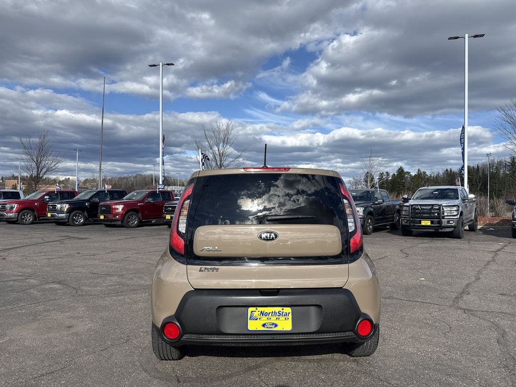 2016 Kia Soul Base