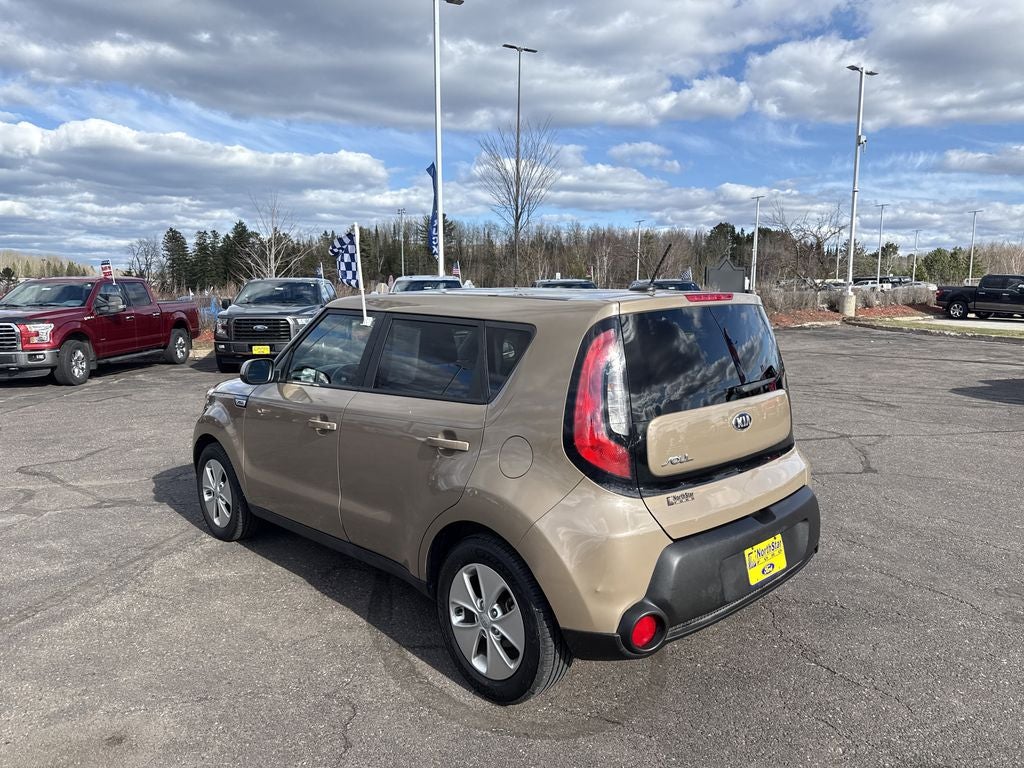 2016 Kia Soul Base