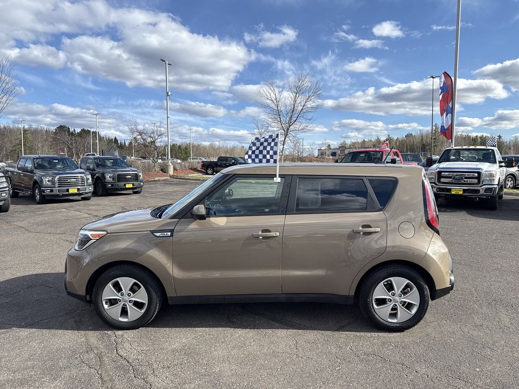 2016 Kia Soul Base