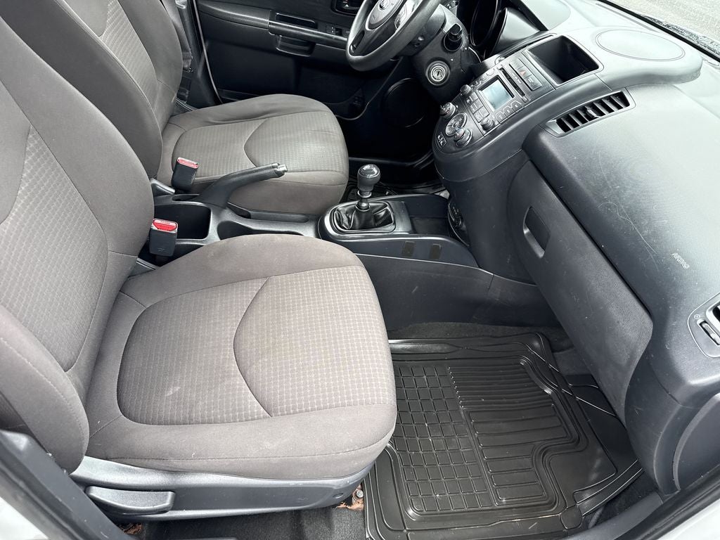2013 Kia Soul Base