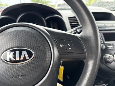 2013 Kia Soul Base