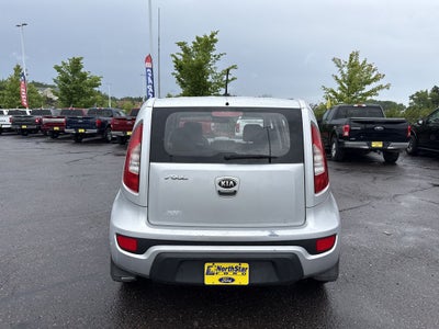 2013 Kia Soul Base
