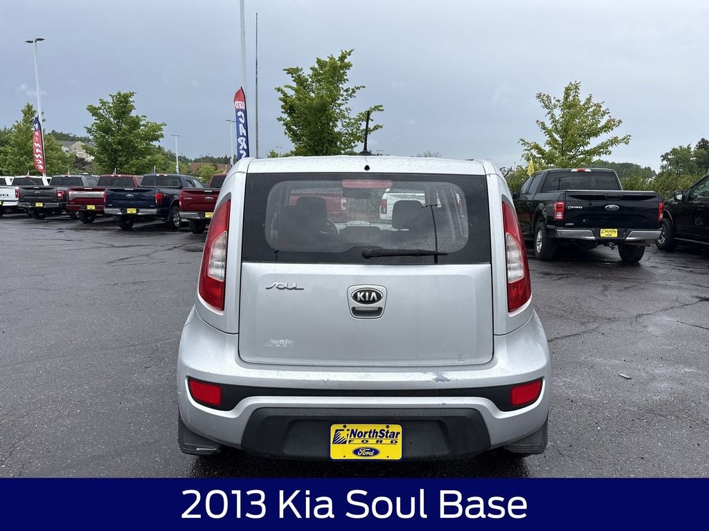 2013 Kia Soul Base