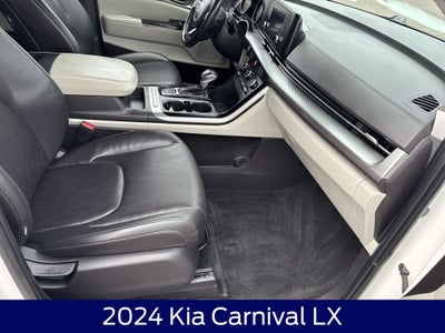 2024 Kia Carnival LX