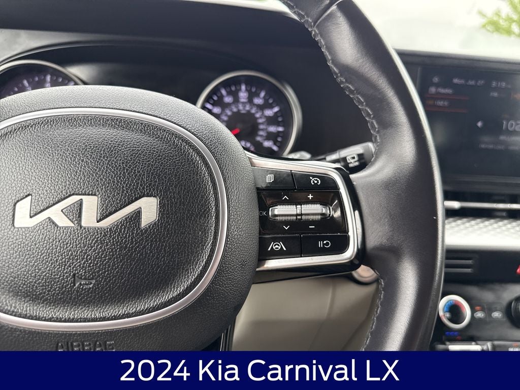 2024 Kia Carnival LX