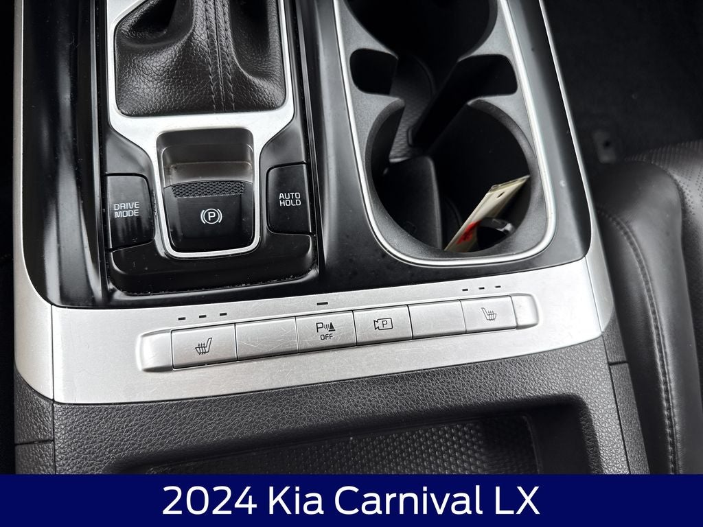 2024 Kia Carnival LX