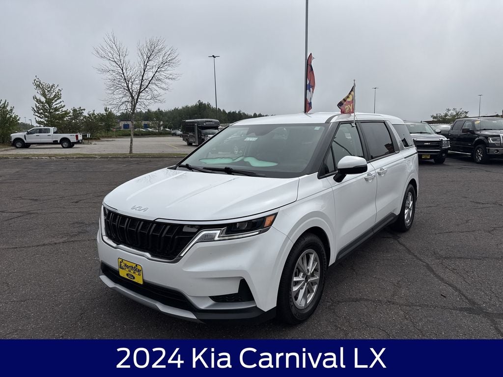 2024 Kia Carnival LX
