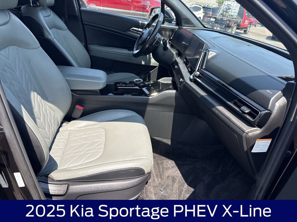 2025 Kia Sportage Plug-In Hybrid X-Line