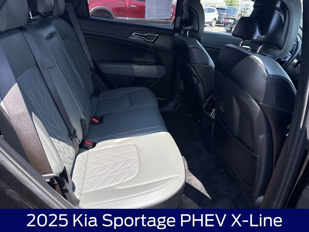2025 Kia Sportage Plug-In Hybrid X-Line
