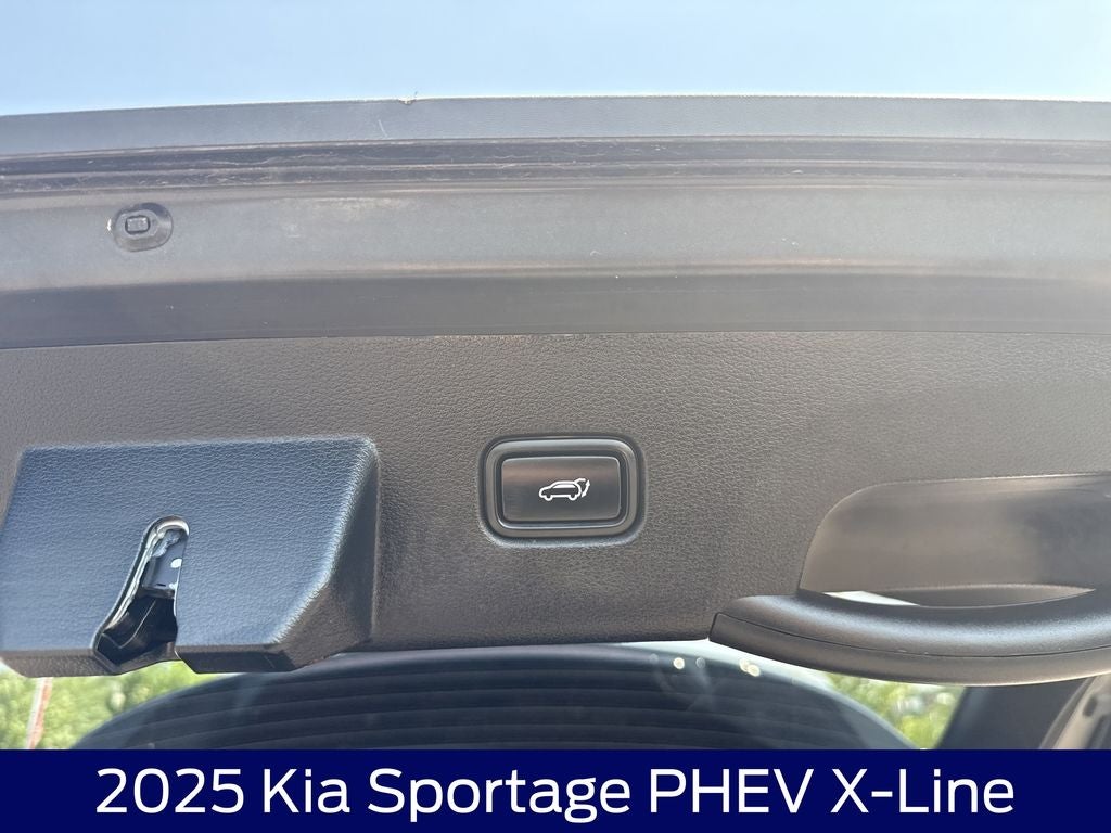 2025 Kia Sportage Plug-In Hybrid X-Line