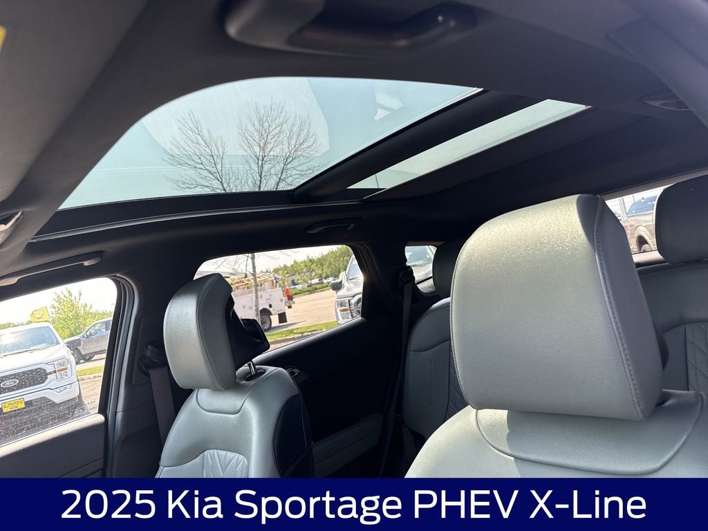 2025 Kia Sportage Plug-In Hybrid X-Line