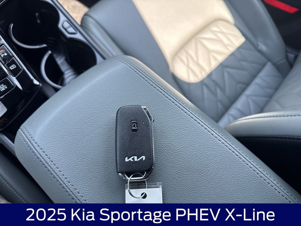 2025 Kia Sportage Plug-In Hybrid X-Line