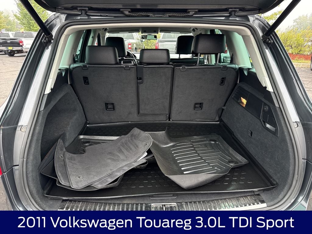 2011 Volkswagen Touareg V6 TDI Sport
