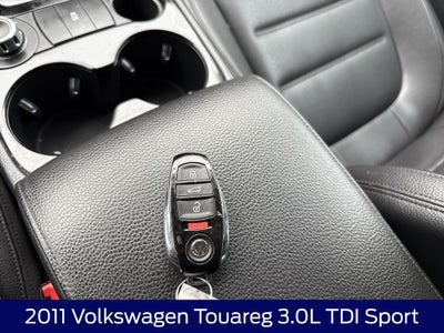2011 Volkswagen Touareg V6 TDI Sport