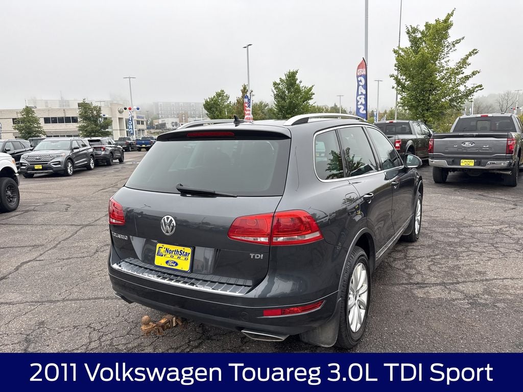 2011 Volkswagen Touareg V6 TDI Sport
