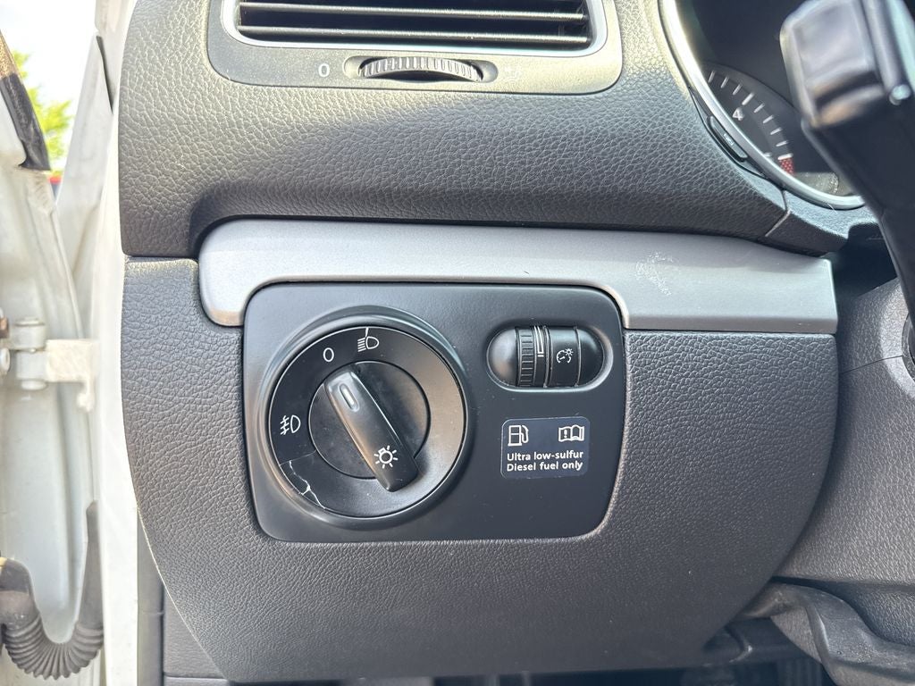 2011 Volkswagen Golf TDI
